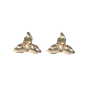 Aretes Alba dorados pegados
