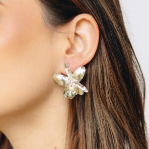 Aretes Cattleya plateados pegados